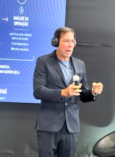 Eduardo Neves Baptista em palestra no Expominas em Minas Gerais